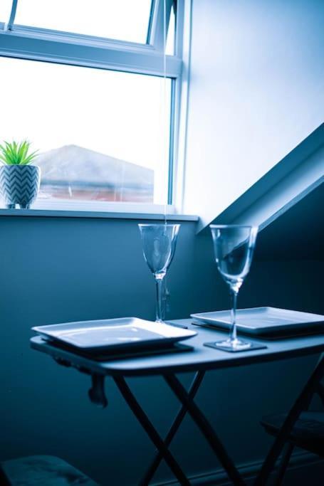 The Beach Suite - Top Floor With Easy Invest Lowestoft Eksteriør bilde